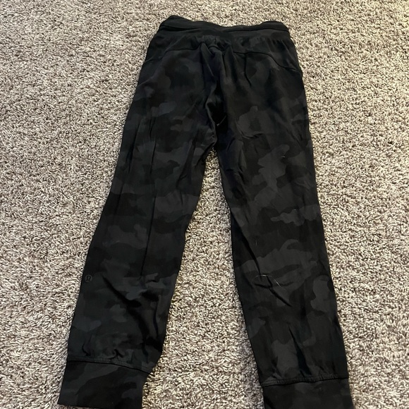 Lululemon dance studio joggers camouflage size Bottoms